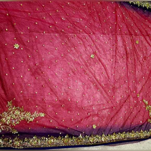 Pink/purple saree with heavy border design - Picture 2 of 3